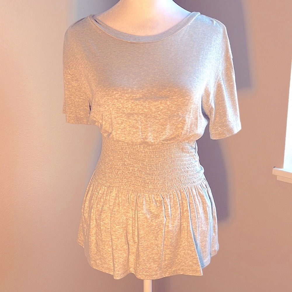 Gray t-shirt